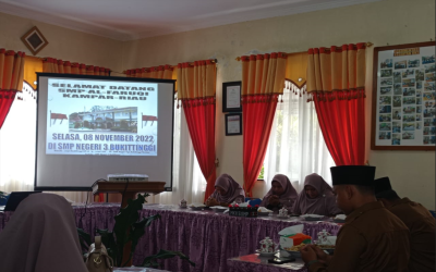 SMP Islam Al-Faruqi Kampar- Riau Kagumi SMPN 3 Bukittinggi